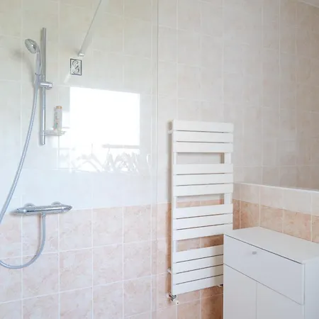 Dom wakacyjny Spacieuse Maison Avec Exterieur Quartier Arago 7 Personnes Les Sables-dʼOlonne